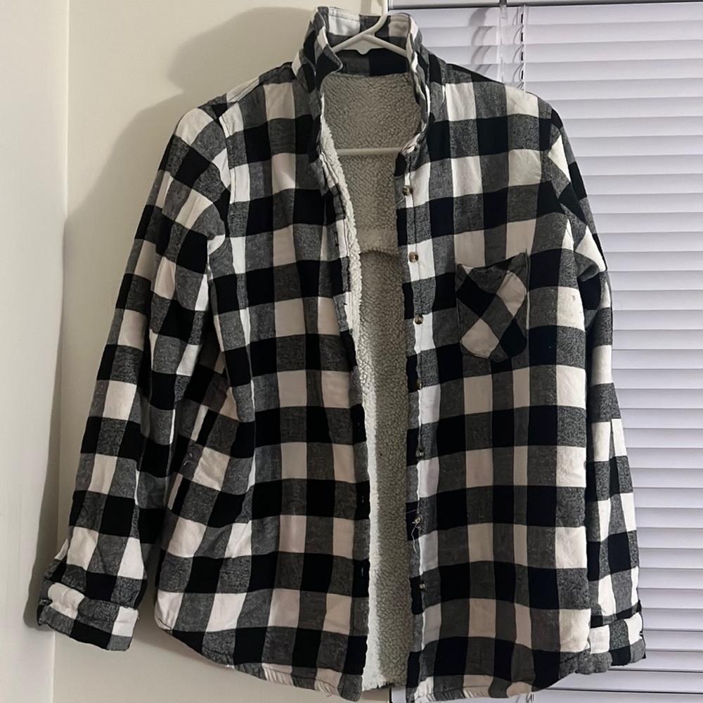 Women’s black and white teddy jacket